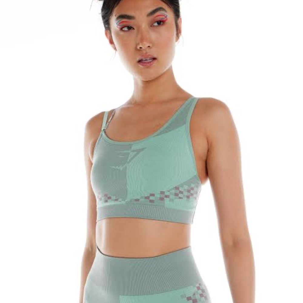 Gymshark top